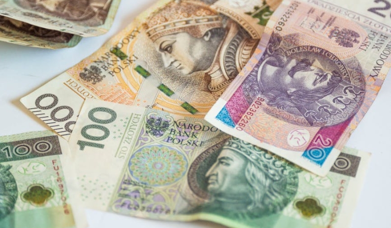 TL8217nin-Reel-Etkin-Kuru-Yillik-257-Puan-Geriledi-featured