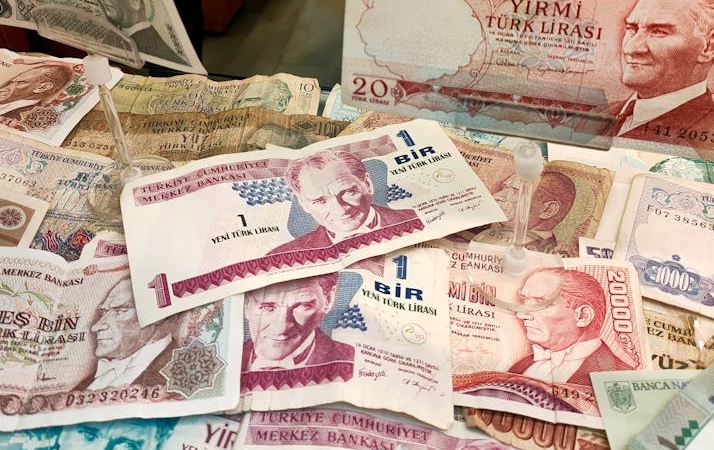 Bankacilik-Mevduatlari-30-Trilyon-Lira-Esigini-Asti-Tarihi-Rekor-featured