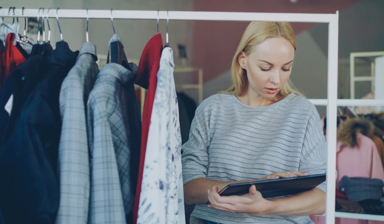 KOOP-IS-AVM-ve-Perakendede-Calisma-Kosullari-Derinlesiyor-featured