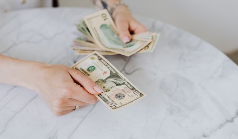 Para-Sikilasmasi-Istihdami-Vururken-Finansman-Maliyeti-Artiyor-featured